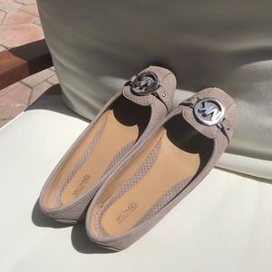 Michael Kors Fulton Moc Flats Mink size 7